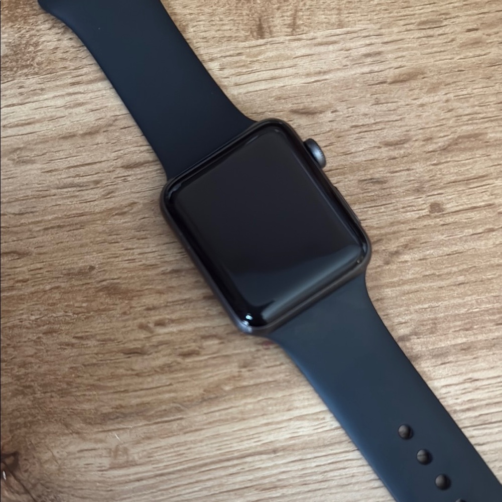 APPLE 42MM GPS Smartwatch